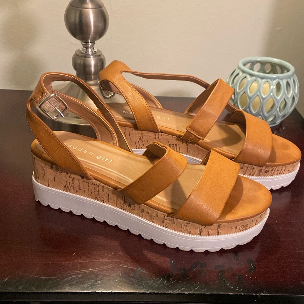 Madden Girl Platform Sandals. Size 7
